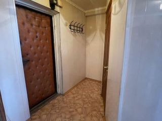 Продается 2 комнатная квартира установлены натяжные потолки пластиковые окна фото 7 Магнитный