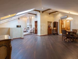 Продается четырехкомнатная квартира видеонаблюдение фото Москва