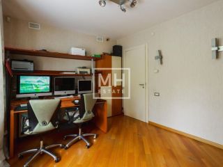 Продаю четырешку документы в полном порядке фото 13 Москва