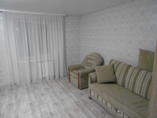 Сдам двушку косметический ремонт в отличном состоянии с мебелью фото 3 Балаково