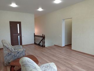 Продам блочный дом ремонт по авторскому проекту подключена канализация с коммуникациями фото 10 Комлево