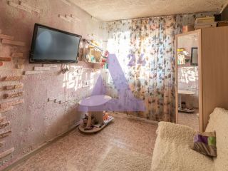 Продам двухкомнатную квартиру установлены пластиковые окна фото 2 Барнаул