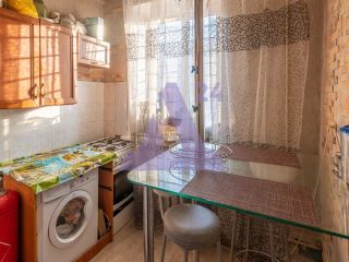 Продам двухкомнатную квартиру установлены пластиковые окна фото 8 Барнаул