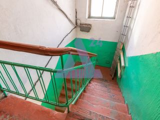 Продам двухкомнатную квартиру установлены пластиковые окна фото 14 Барнаул