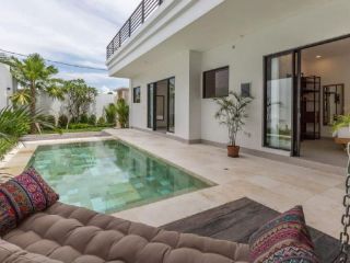 Продаю монолитный дом ремонт по авторскому проекту фото Сочи