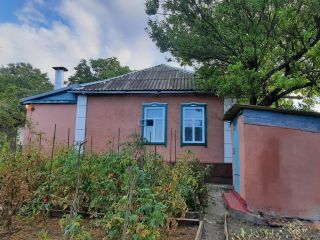 Продам деревянный дом имеются хозяйственные постройки асфальтная дорога фото 15 Ессентуки