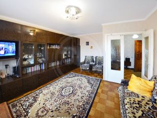 Продаю трешку видеонаблюдение с мебелью фото 3 Оренбург