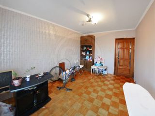 Продаю трешку видеонаблюдение с мебелью фото 5 Оренбург