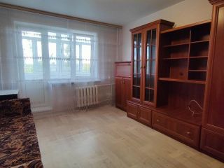 Продается однокомнатная квартира установлены натяжные потолки установлены пластиковые окна фото Вологда