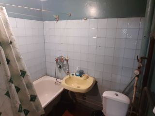 Продам 2 комнатную квартиру нуждается в косметическом ремонте чистый подъезд взрослый собственник фото 15 Балаково