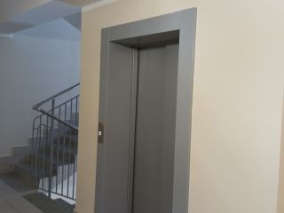 Продам двухкомнатную квартиру черновая отделка взрослый собственник имеется охрана фото 10 Красноярск