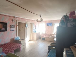 Продаю трехкомнатную квартиру с индивидуальным отоплением косметический ремонт есть документы фото Озёры