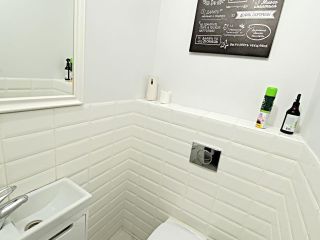 Продается бизнес косметический ремонт в центре города есть пожарная сигнализация фото 13 Омск