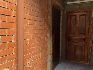 Продается однокомнатная квартира нуждается в капитальном ремонте фото 2 Краснодар