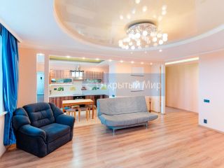 Продаю 3 комнатную квартиру есть документы фото 3 Омск