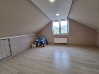 Продаю монолитный дом требуется капитальный ремонт с плодоносящим садом есть документы фото 5 Сочи