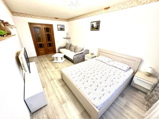 Сдам трехкомнатную квартиру посуточно фото 5 Магнитогорск