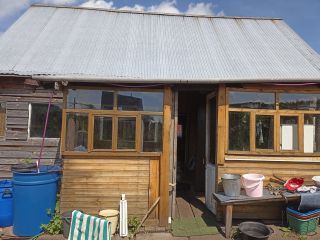 Продаю деревянный дом косметический ремонт под личное подсобное хозяйство с мебелью фото 2 ЧЕМАЕВО