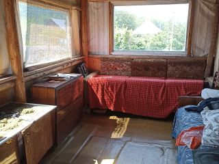 Продаю деревянный дом косметический ремонт под личное подсобное хозяйство с мебелью фото 10 ЧЕМАЕВО