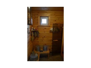 Сдается деревянный дом косметический ремонт имеется скважина документы в полном порядке фото 14 Полысаево