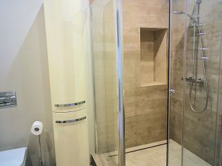 Продаю двушку ремонт по авторскому проекту документы на руках фото 18 Сочи