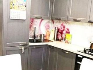 Продаю трехкомнатную квартиру шикарный ремонт красивая фото 2 Г. Омск