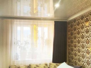 Продаю трехкомнатную квартиру шикарный ремонт красивая фото 9 Г. Омск