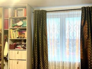 Продаю трехкомнатную квартиру шикарный ремонт красивая фото 20 Г. Омск