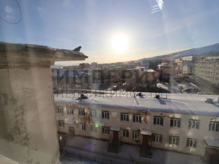 Продам двухкомнатную квартиру пластиковые окна с мебелью фото 10 Магадан