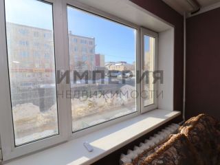 Продам двушку с мебелью пластиковые окна фото 4 Магадан