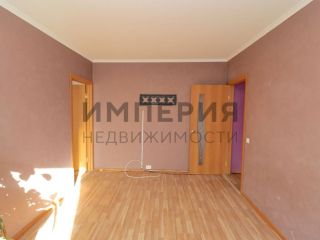 Продам двушку с мебелью пластиковые окна фото 5 Магадан