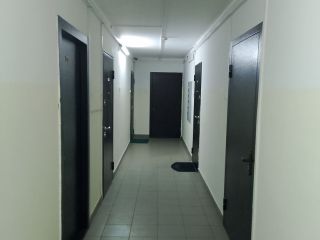 Продам 2 комнатную квартиру косметический ремонт в хорошем состоянии фото 3 Красноярск