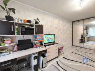 Продается двухкомнатная квартира с коммуникациями установлены натяжные потолки фото 13 Петрозаводск