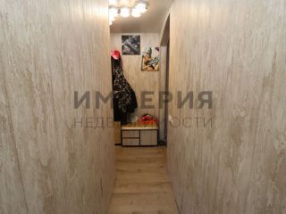 Продается 2 комнатная квартира документы на руках установлены натяжные потолки фото 6 Магадан