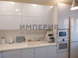 Продаю трешку удобное расположение есть документы фото 7 Магадан