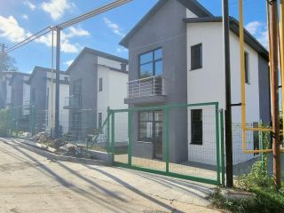 Продаю кирпично-монолитный дом черновая отделка с коммуникациями имеется скважина фото 13 Сочи