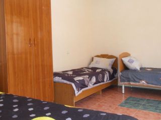 Продам блочный дом косметический ремонт с плодоносящим садом фото 6 Джубга