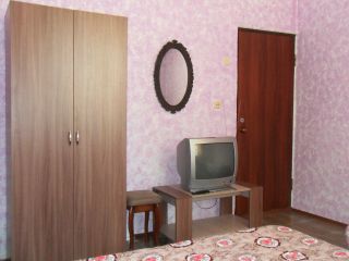 Продам блочный дом косметический ремонт с плодоносящим садом фото 3 Джубга