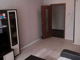 Сдам однушку документы на руках на длительный срок фото Радужный