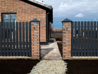 Продам кирпичный коттедж беловая отделка рядом асфальт под индивидуальное жилищное строительство фото 4 Село Ленинское