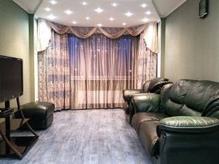 Продам трешку ремонт по авторскому проекту пластиковые окна видеонаблюдение фото Москва