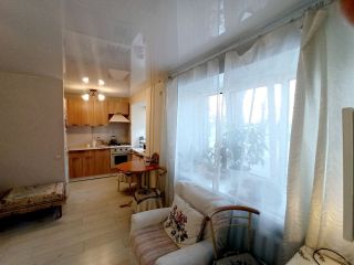 Продается 2 комн. квартира установлены пластиковые окна в центре города фото 2 Екатеринбург