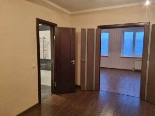 Продается трехкомнатная квартира евроремонт фото 7 Ставрополь