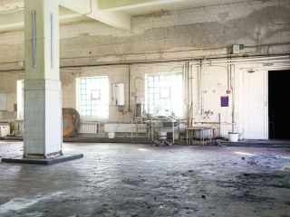 Промышленное здание 2366 кв.м и земельный участок в Луге фото 2 Луга