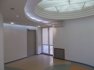 Сдам офис евроремонт с коммуникациями с мебелью фото 9 Саратов