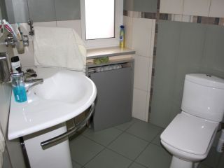 Сдам офис евроремонт с коммуникациями с мебелью фото 14 Саратов