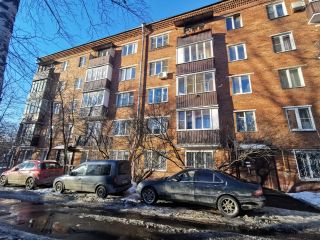 Продаю комнату необходим косметический ремонт малосемейной планировки с мебелью фото Москва