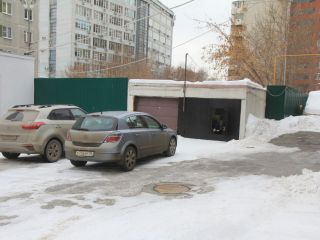 Сдам монолитный гараж имеется охрана охраняемая территория фото 2 Екатеринбург