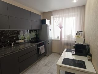 Продается двухкомнатная квартира взрослый собственник установлены натяжные потолки фото 10 Сосновоборск