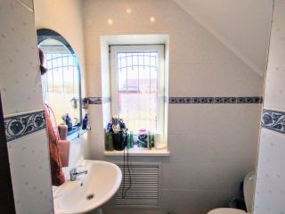 Продам кирпичный дом с коммуникациями имеется баня фото 5 Тихорецк